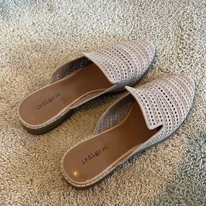 Brand new flats worn once